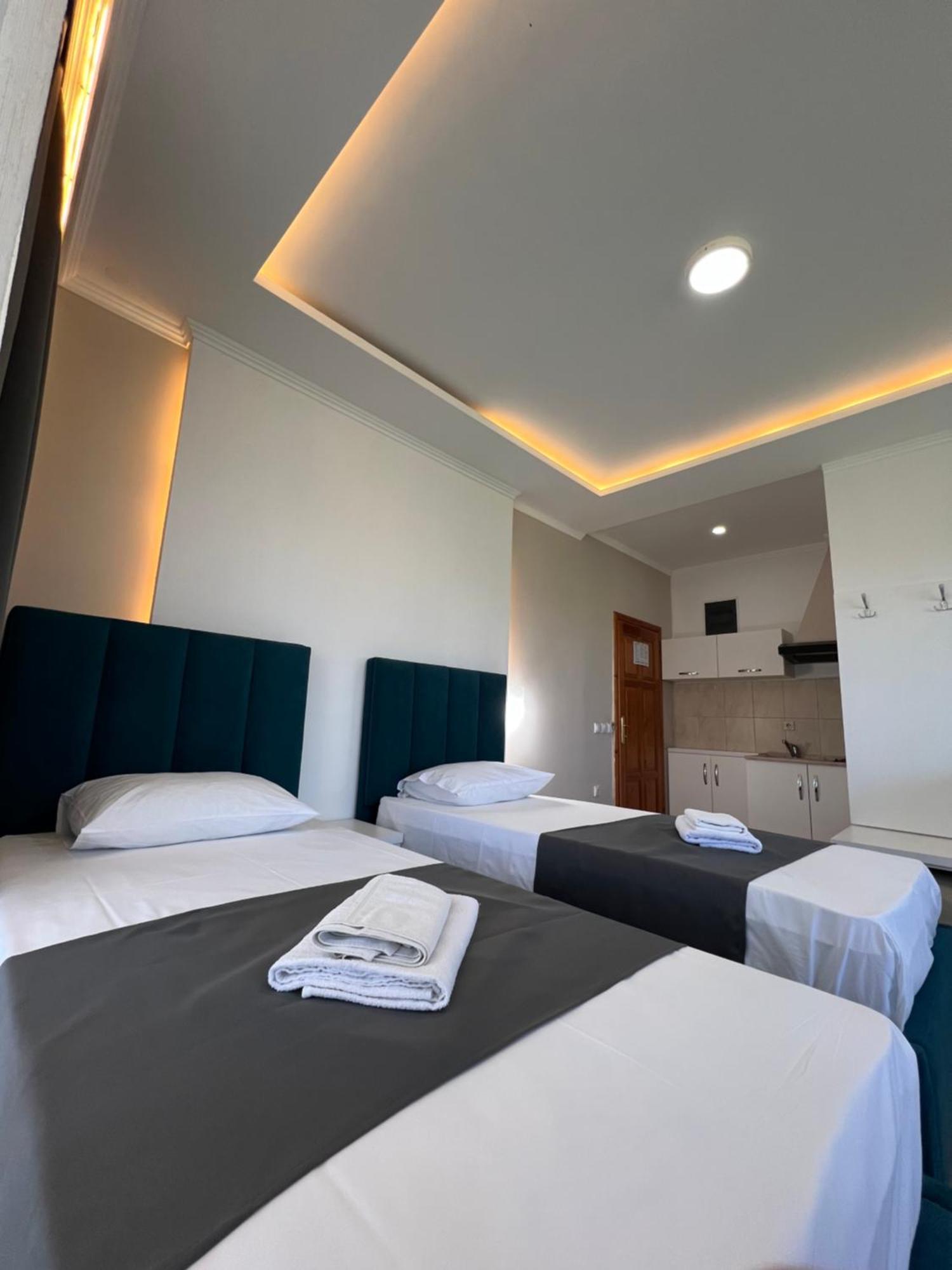 Apartments Fati & Flori Ulcinj Exteriör bild